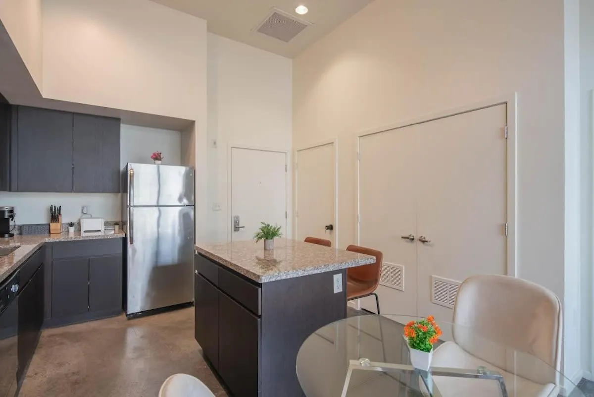 Apartment Serene 1Bd - Central Dt - Gym, Pool, Parking, W-D Phoenix United States