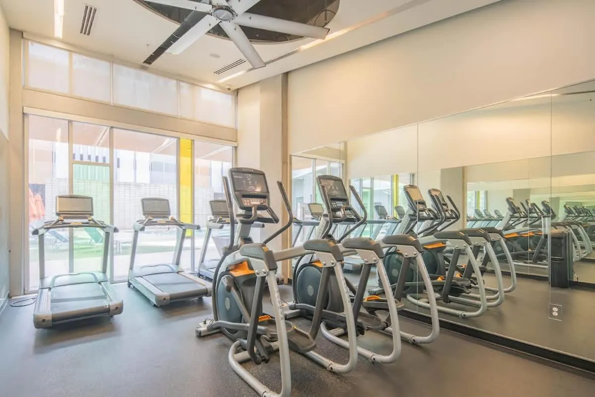 Serene 1Bd - Central Dt - Gym, Pool, Parking, W-D Phoenix Apartment